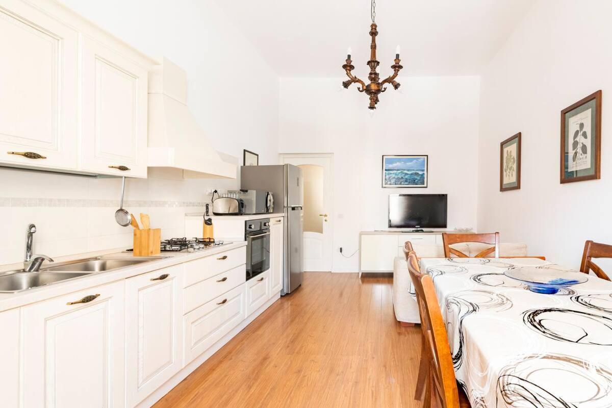 Appartamento In Centro Alghero Bagian luar foto