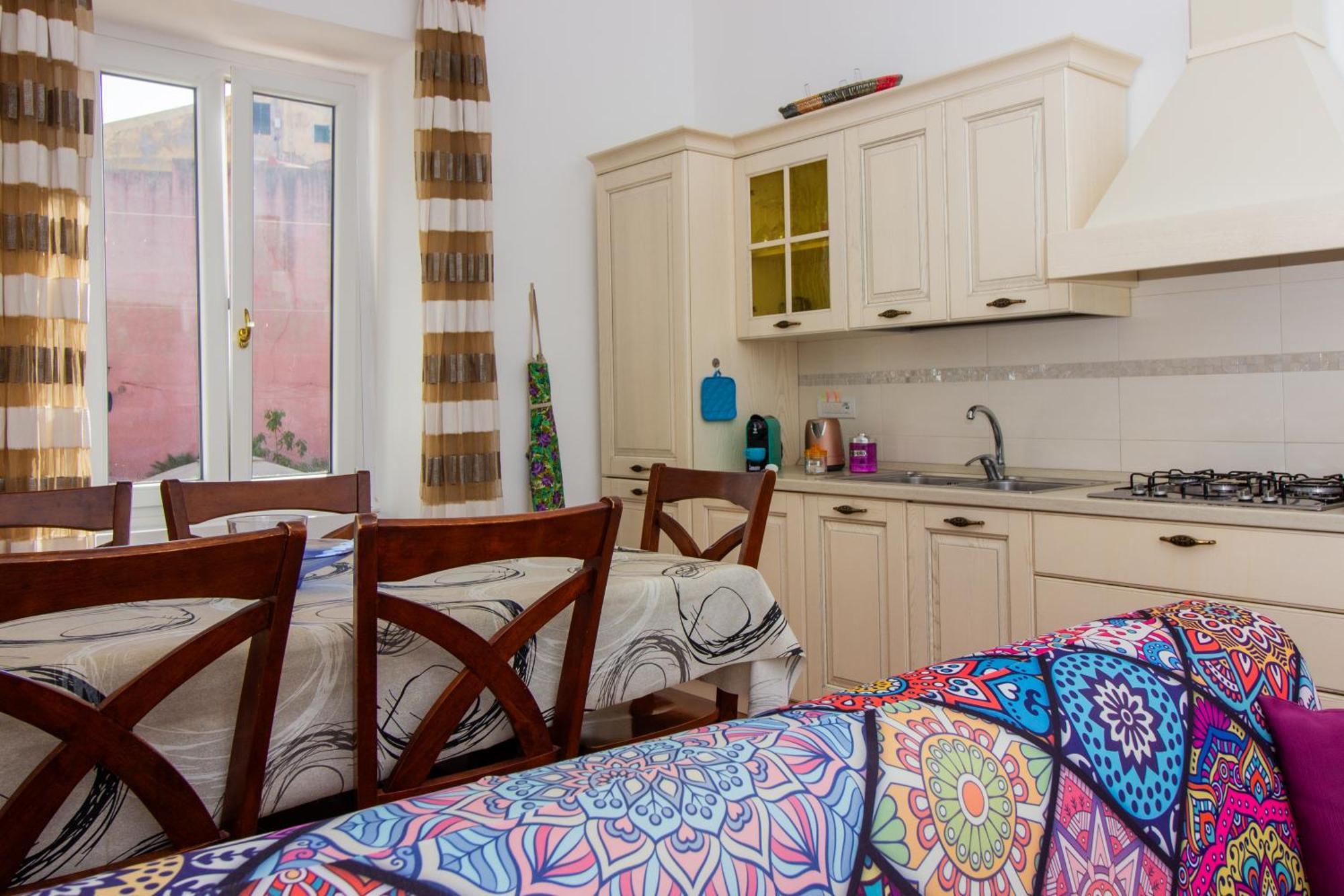 Appartamento In Centro Alghero Bagian luar foto