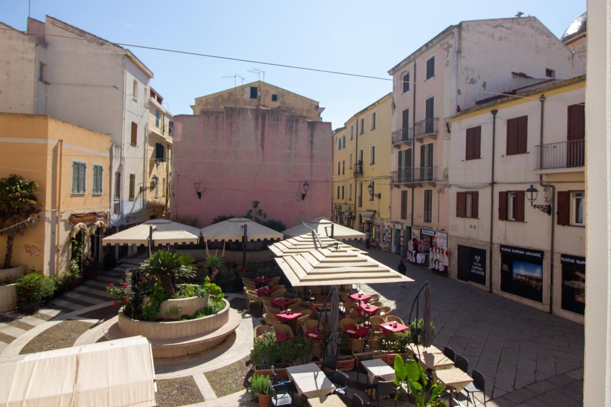 Appartamento In Centro Alghero Bagian luar foto